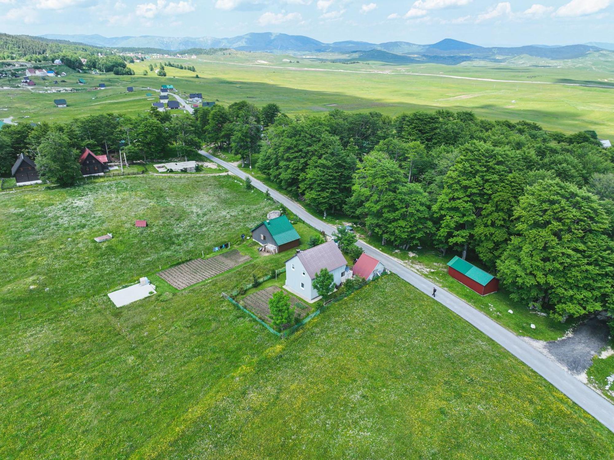 Guest House "Visnja" Žabljak Exteriör bild